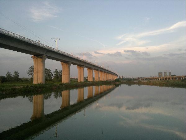 成渝鐵路采用松夏<a href='http://www.ming1688.cn/' target='_blank'><u>空氣彈簧</u></a>
